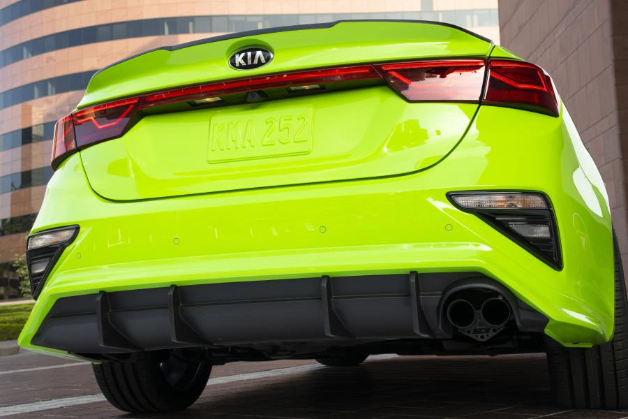 Детали экстерьера Kia Forte Federation (BD) 2018 года  (фото 8 из 14)